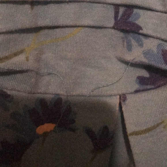 Cato brand turquoise/ blue and yellow flowers very comfy..pulled stitching .. - Picture 2 of 4
